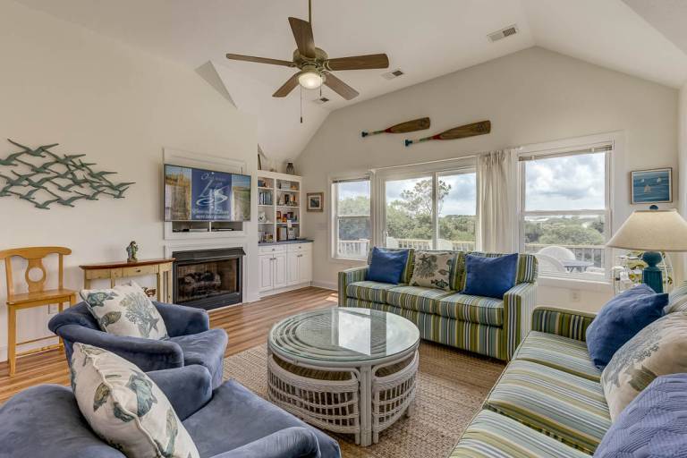 A DeWar's Dream 820 ft from the Beach Dog Friendly, Private Pool, Hot Tub Corolla — photo 5