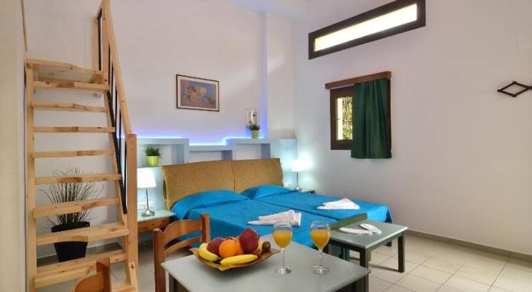 Mythos- Platanias- Hotel -Apts — photo 5