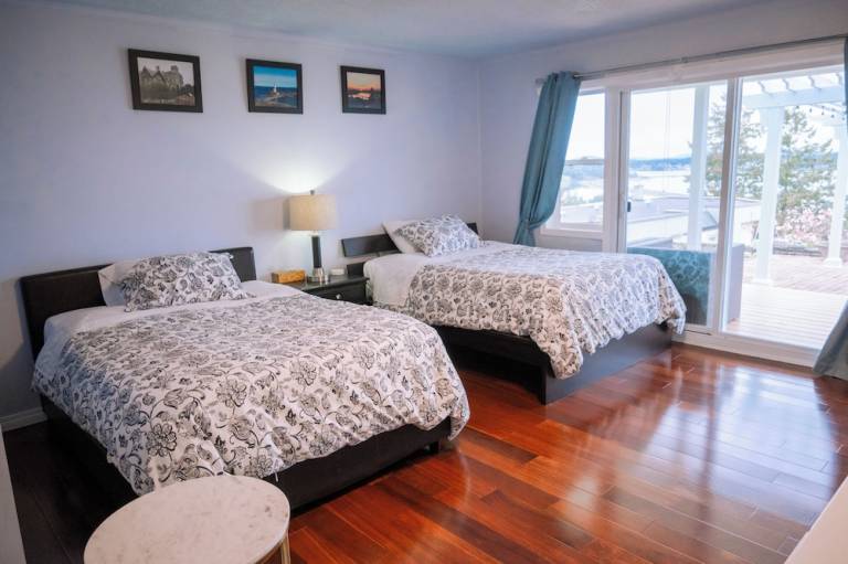 Bed and breakfast  Sooke