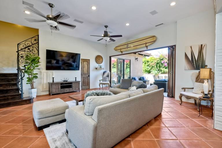 Vacation home with barbecue & yard in Carlsbad, CA