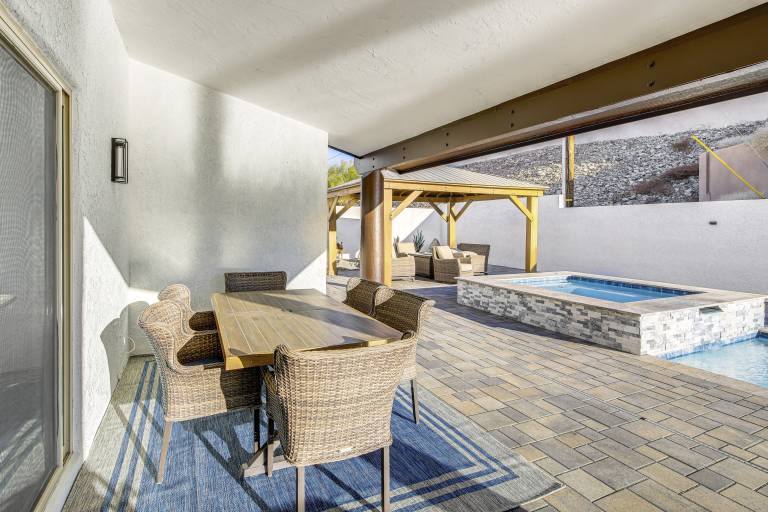 Pet-Friendly Home w/ Hot Tub in Lake Havasu City — photo 2