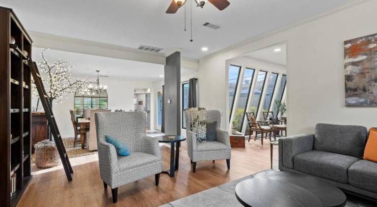 Spacious vacation home with grill & garden | Perfect for remote work | Dogs allowed — photo 2
