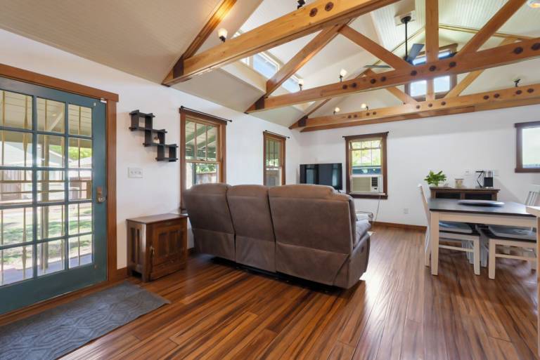 House  Ceres