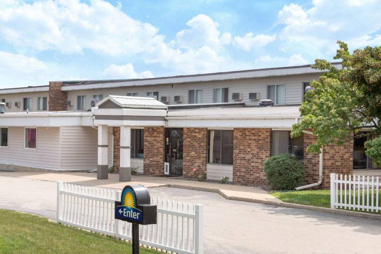 Days Inn by Wyndham Fond du Lac in Fond du Lac, WI