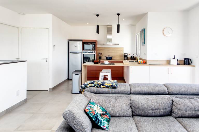 Gite with patio, heated pool & grill | Sea view — photo 5