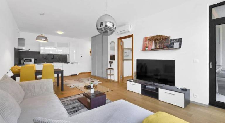 Apartment | Close to Bratislava Castle | Dogs allowed — photo 2