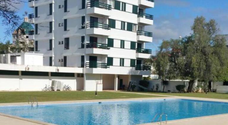 Apartment with pool, garden & barbecue | Suitable for remote work in Loulé