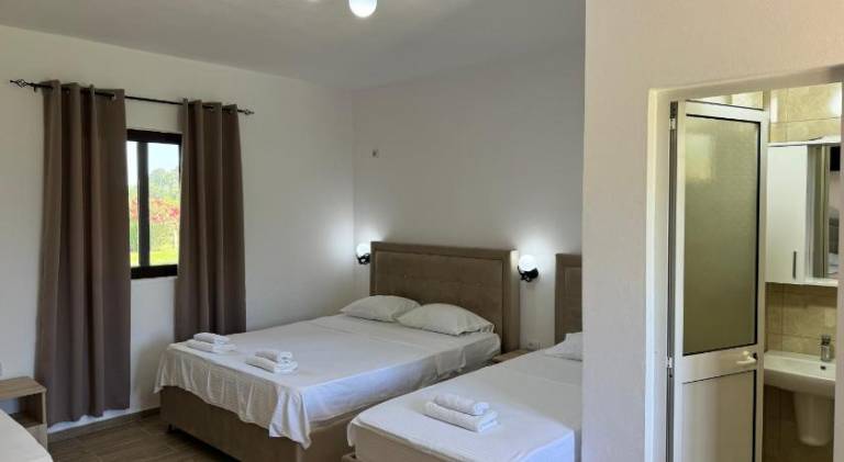 Niki Apartments — photo 2