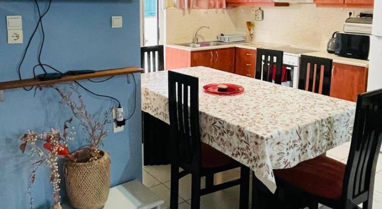 Holiday apartment with patio — photo 5