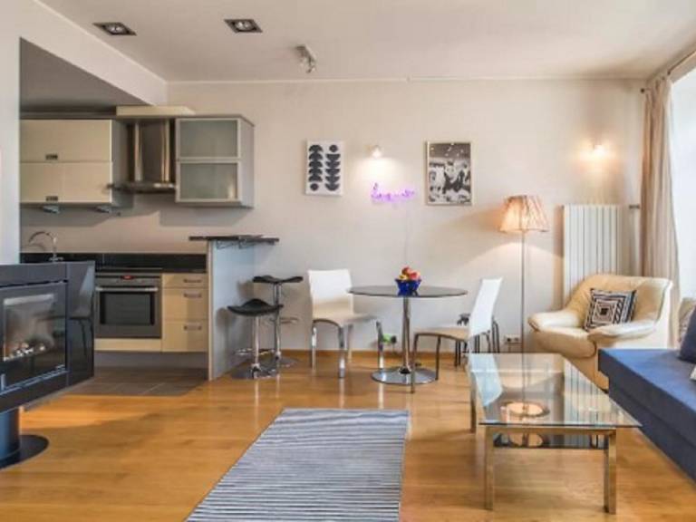 Apartment with patio | Near Riga Cathedral | Pet-friendly in Riga
