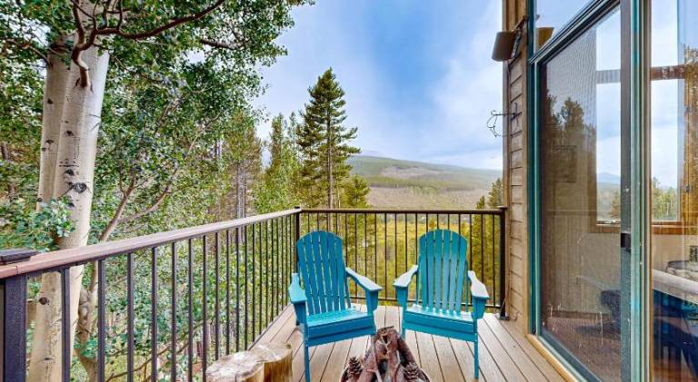 Vacation home with jacuzzi — photo 5