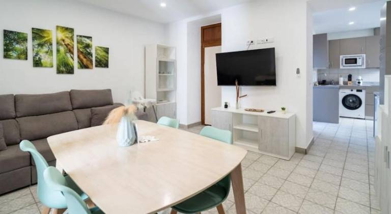 Apartment with pool & terrace | Near Mosque–Cathedral of Córdoba | Suitable for remote work — photo 2