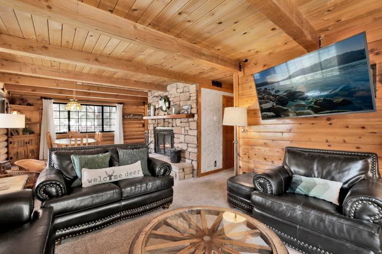 Cabin with barbeque & jacuzzi | Mountain view — photo 2