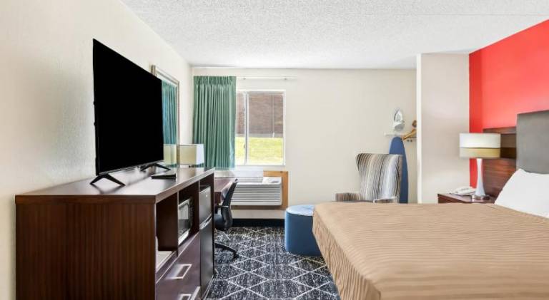 Econo Lodge Emporia — photo 2