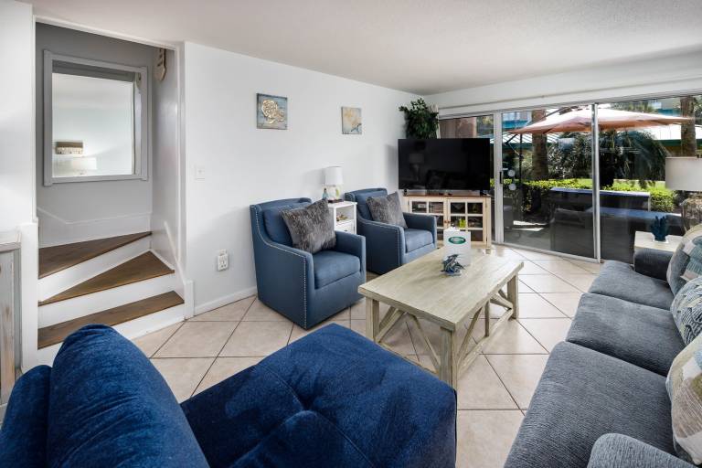 208A - 1BR/1 Bath at Seaspray Condos on Okaloosa Island, Fort Walton Beach, Fl — photo 3