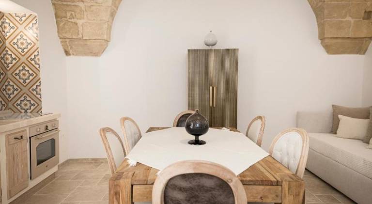 Holiday apartment with pool — photo 4