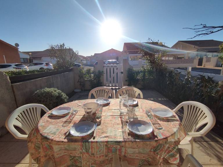 Villa with BBQ — photo 3