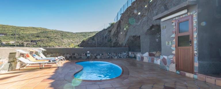House  Artenara