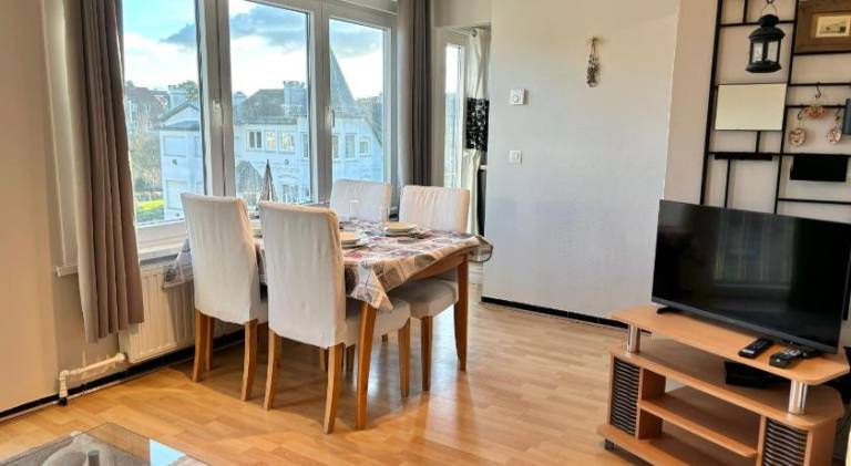 Apartment with 1 room for 2 persons in De Panne