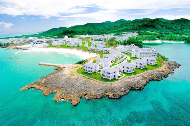 Grand Palladium Lady Hamilton Resort & Spa All Inclusive
