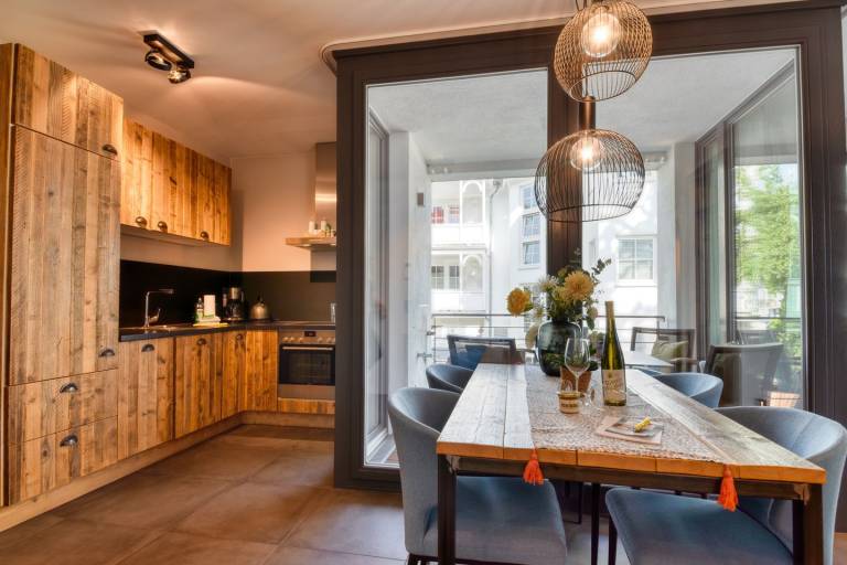 Erleben Sie maritimen Charme in der Ferienwohnung Reetkoje mit Seeblick in Binz. — photo 5
