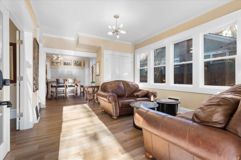 Vacation home with BBQ | City view — photo 4