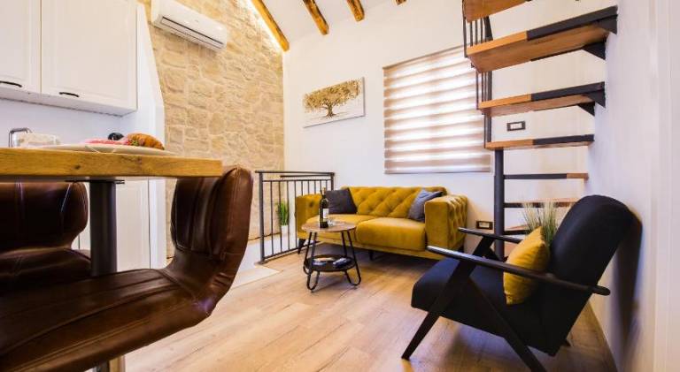 Reval Luxury Stone house apartments — photo 4