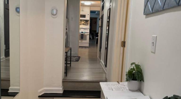 Apartment with garden — photo 4