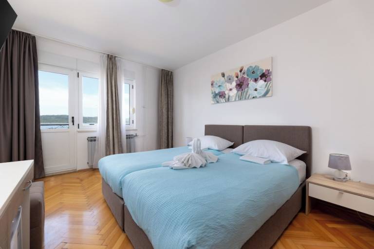 Bed and breakfast Okrug Gornji