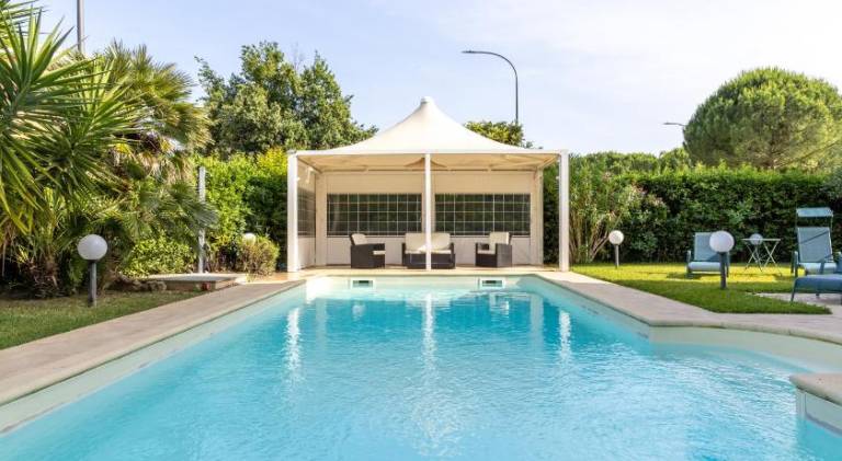 Residence Il Boschetto - Villa Con Piscina in Grosseto