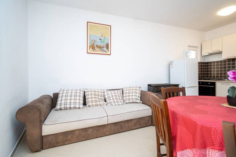 Two bedroom apartment with balcony and sea view Zubovići (Pag) (A-9365-c) — photo 4
