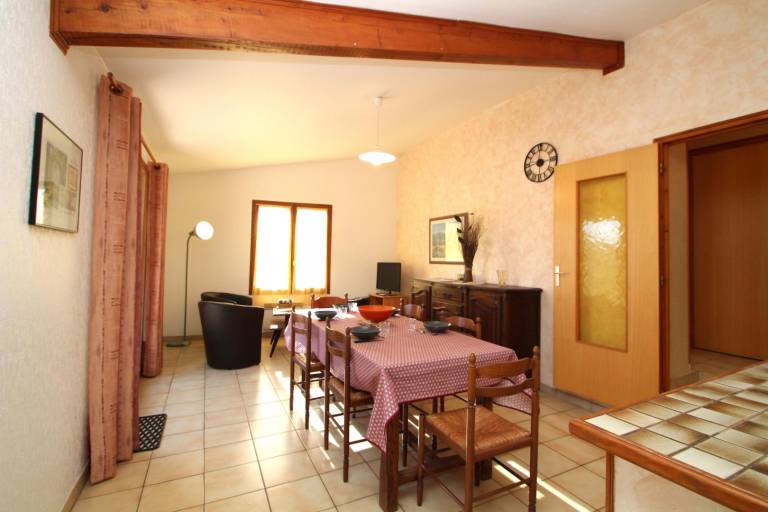 Gite with patio — photo 4