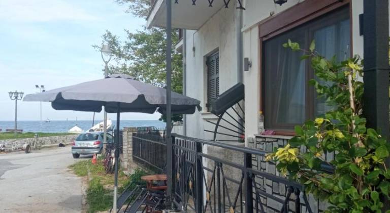 Nice house with terrace & yard | Close to the beach | Pets allowed — photo 3