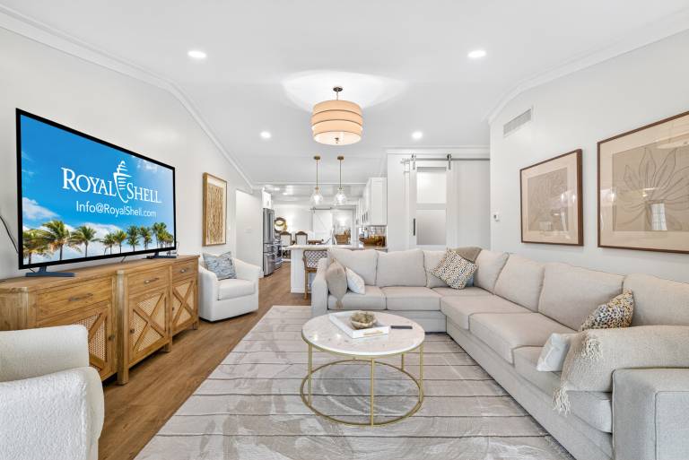 Stunning Sanibel Island Vacation Rental - Beach Therapy — photo 2