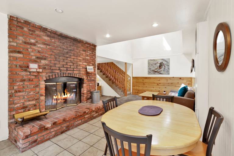 Children-friendly pleasant cabin with jacuzzi & barbecue | Lake view | Dogs allowed — photo 2