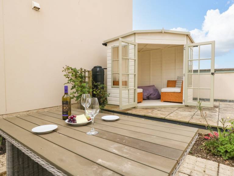 Cottage with garden & terrace | Beach view — photo 3