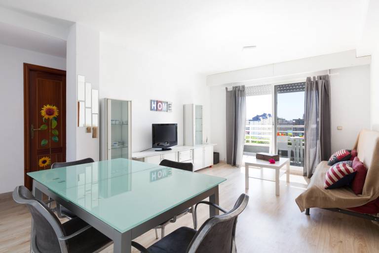 Penthouse 'Vista Playa Gandia' with Wi-Fi and Air Conditioning — photo 3