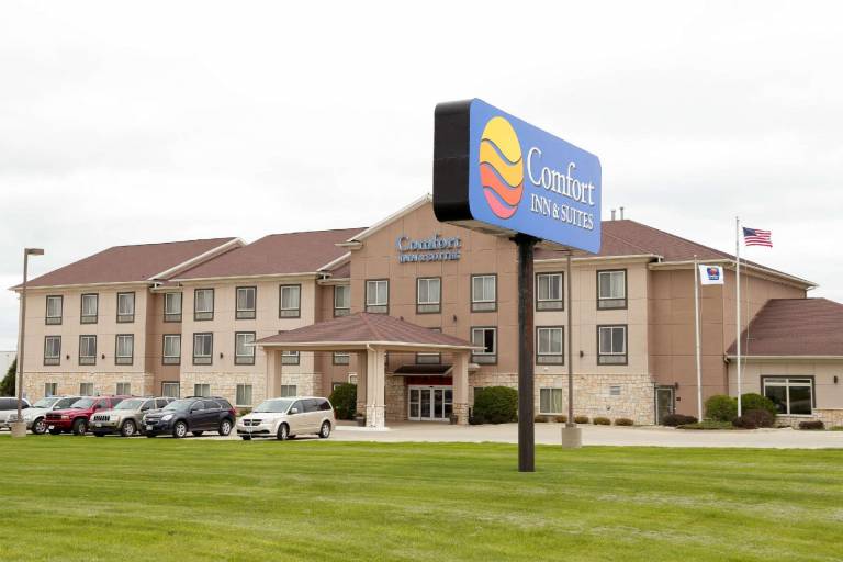 Comfort Inn & Suites Grinnell near I-80 in Grinnell, IA