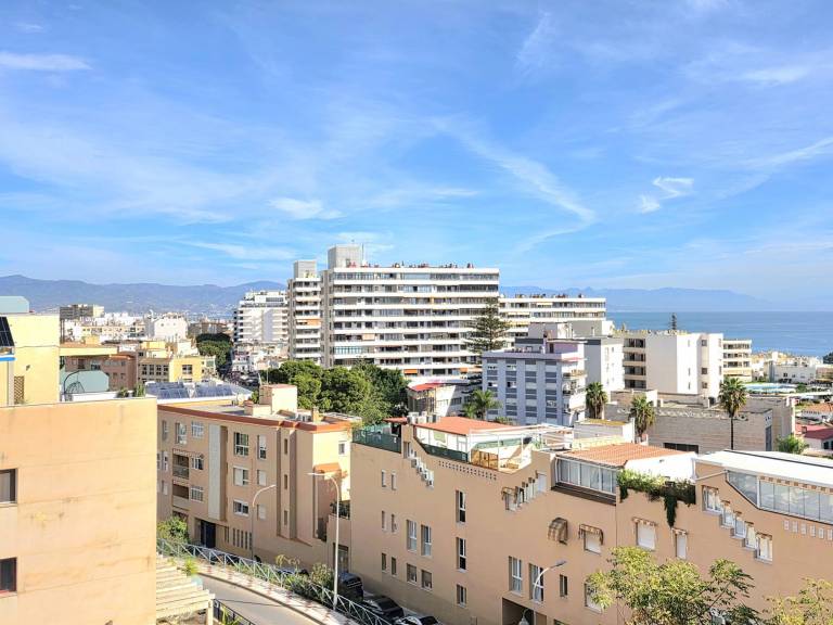 Apartment with 2 rooms for 4 persons in Torremolinos