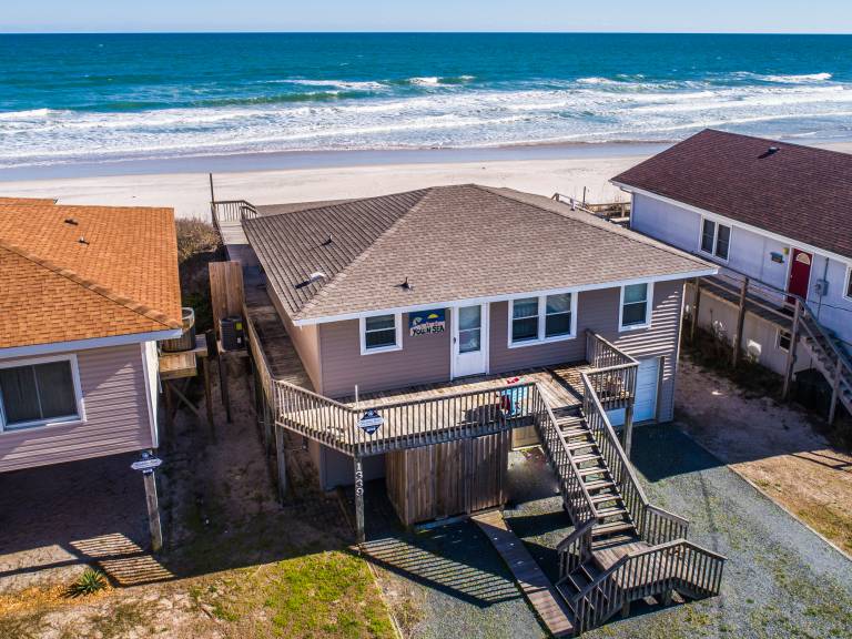 House Topsail Beach