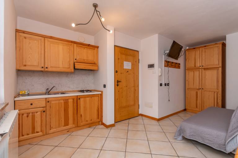 Studio for 4 persons — photo 4