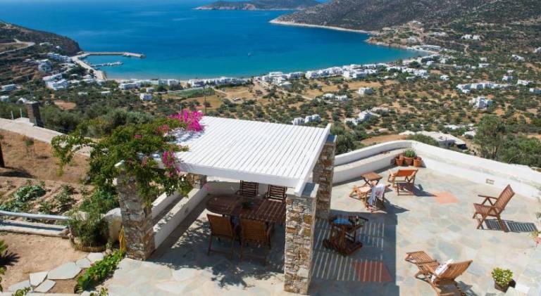 Villa with barbeque, garden & private pool | Perfect for remote work | Pets allowed — photo 3