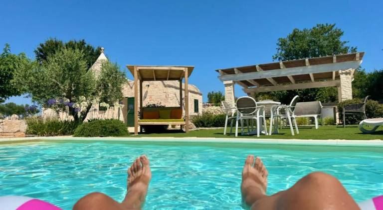 Villa with patio, private pool & grill | Suitable for remote work in Franca