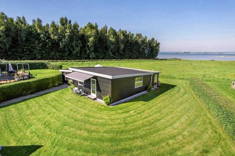 Feriehus  Hundslund
