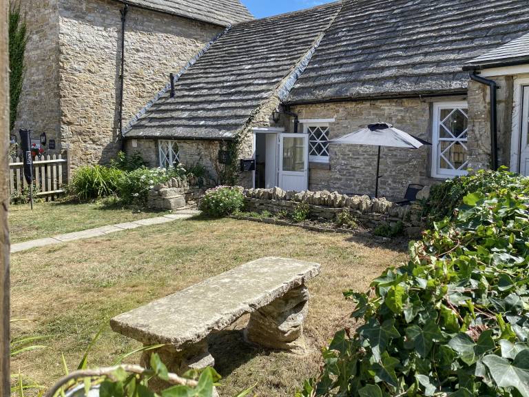 Cottage with garden | Pets allowed — photo 2