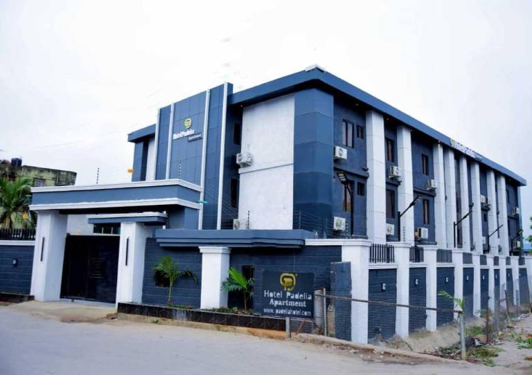 Hotel Padelia Airport Road in Lagos