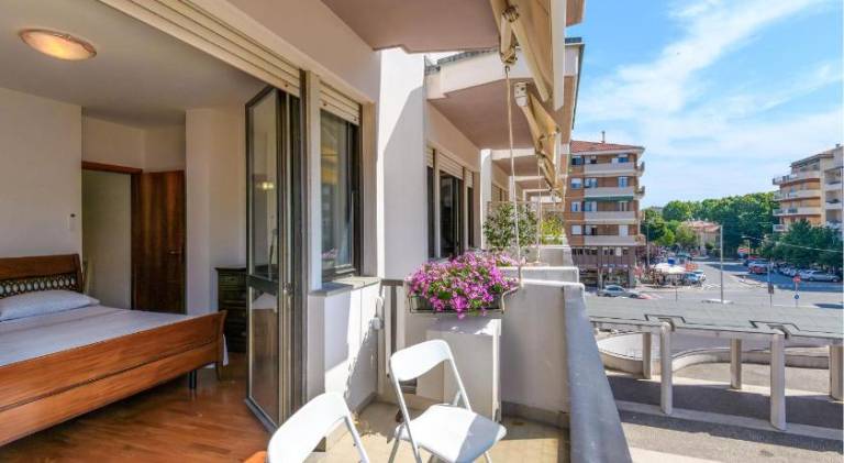 Holiday apartment with patio — photo 3