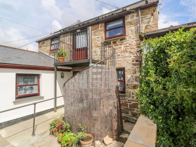 Family-friendly wonderful cottage with yard | Beach view | Beach nearby | Dogs allowed — photo 3