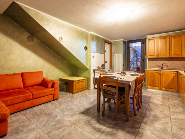 House with BBQ, yard & terrace | Mountain view — photo 2