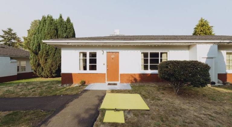 2400 Motel — photo 3